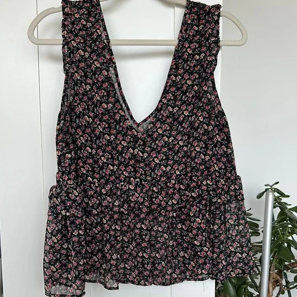 American Eagle Outfitters Floral Ruffled Tank Top - Picture 3 of 11